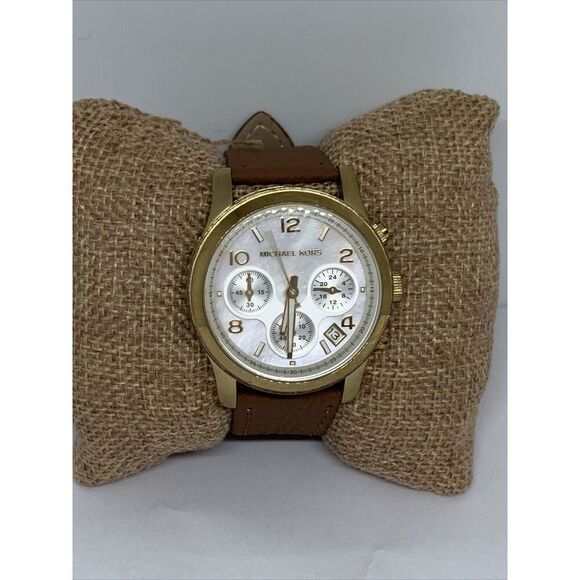 Michael Kors Runway MK5305 Women's Brown Leather Analog Dial Quartz Watch WFH180 - Picture 1 of 11